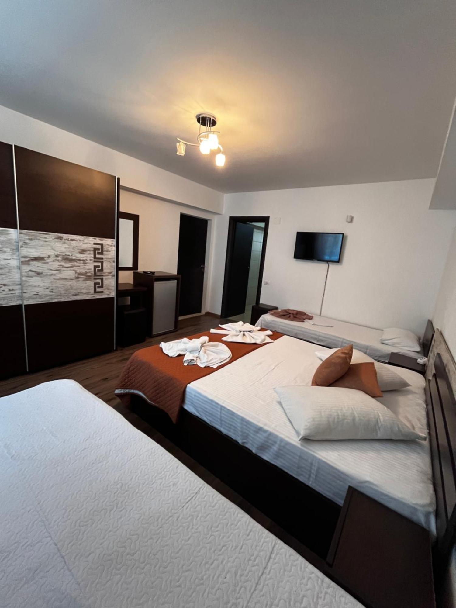 Elegance Hotel Costinesti Buitenkant foto