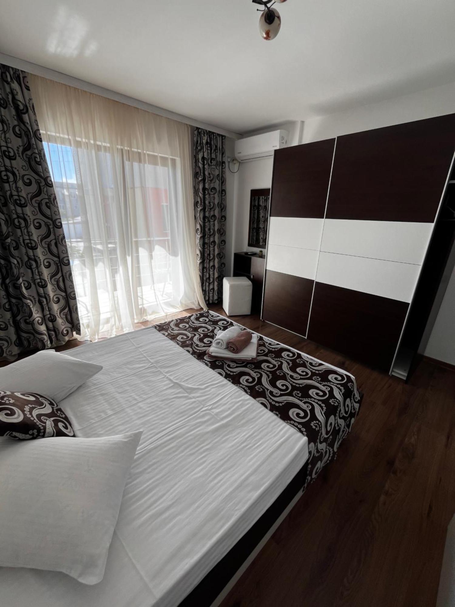 Elegance Hotel Costinesti Buitenkant foto