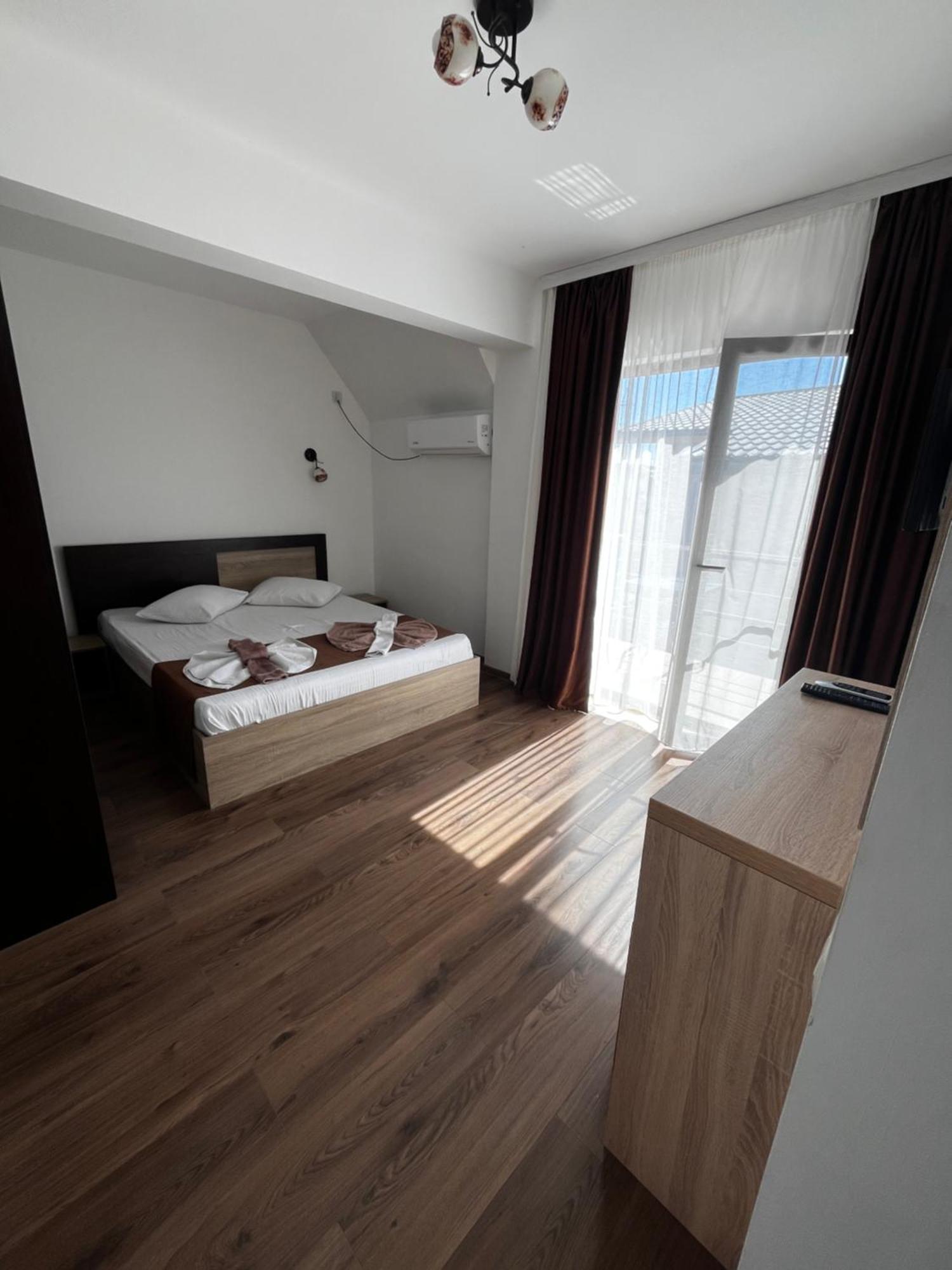 Elegance Hotel Costinesti Buitenkant foto