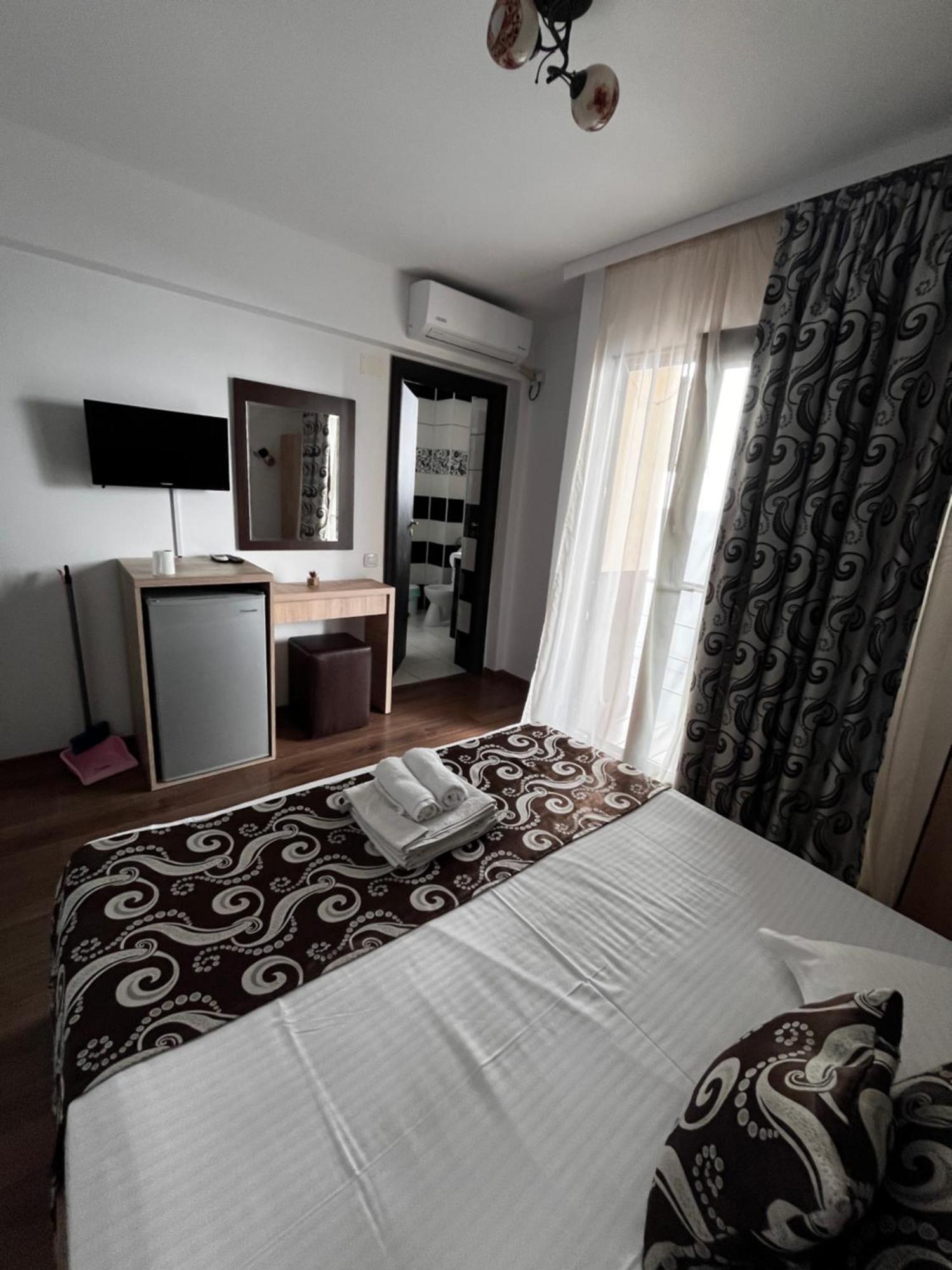 Elegance Hotel Costinesti Buitenkant foto